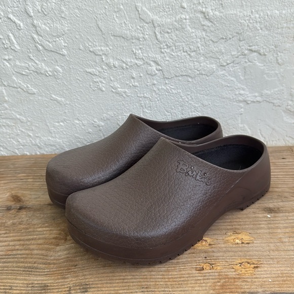 SOLD - Picture 1 of 4